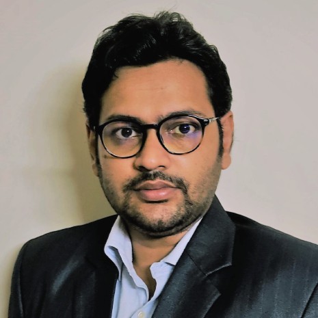 Dr. Niloy De